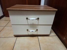 Table de chevet