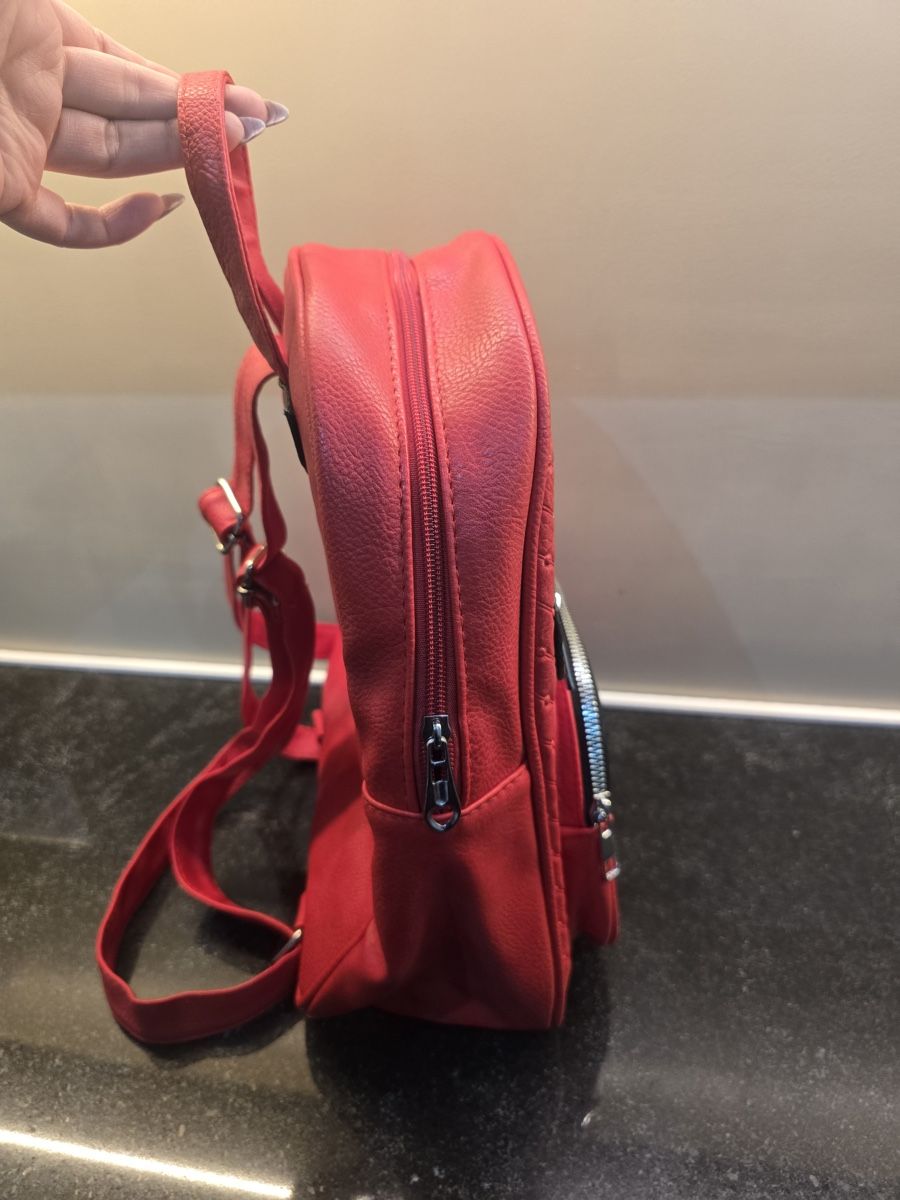 Zaini: Roter Damen Rucksack – NEU – Nuovo (secondo la descrizione) da Hägglingen venduto da Raff_Ella 2