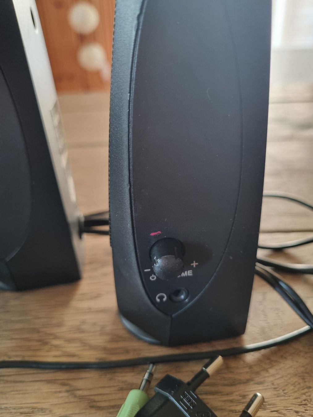 Logitech Lautsprecher: Enceintes Logitech S-120 noires bon état – Gebraucht aus Lavey-les-Bains von Etre-Ange 1