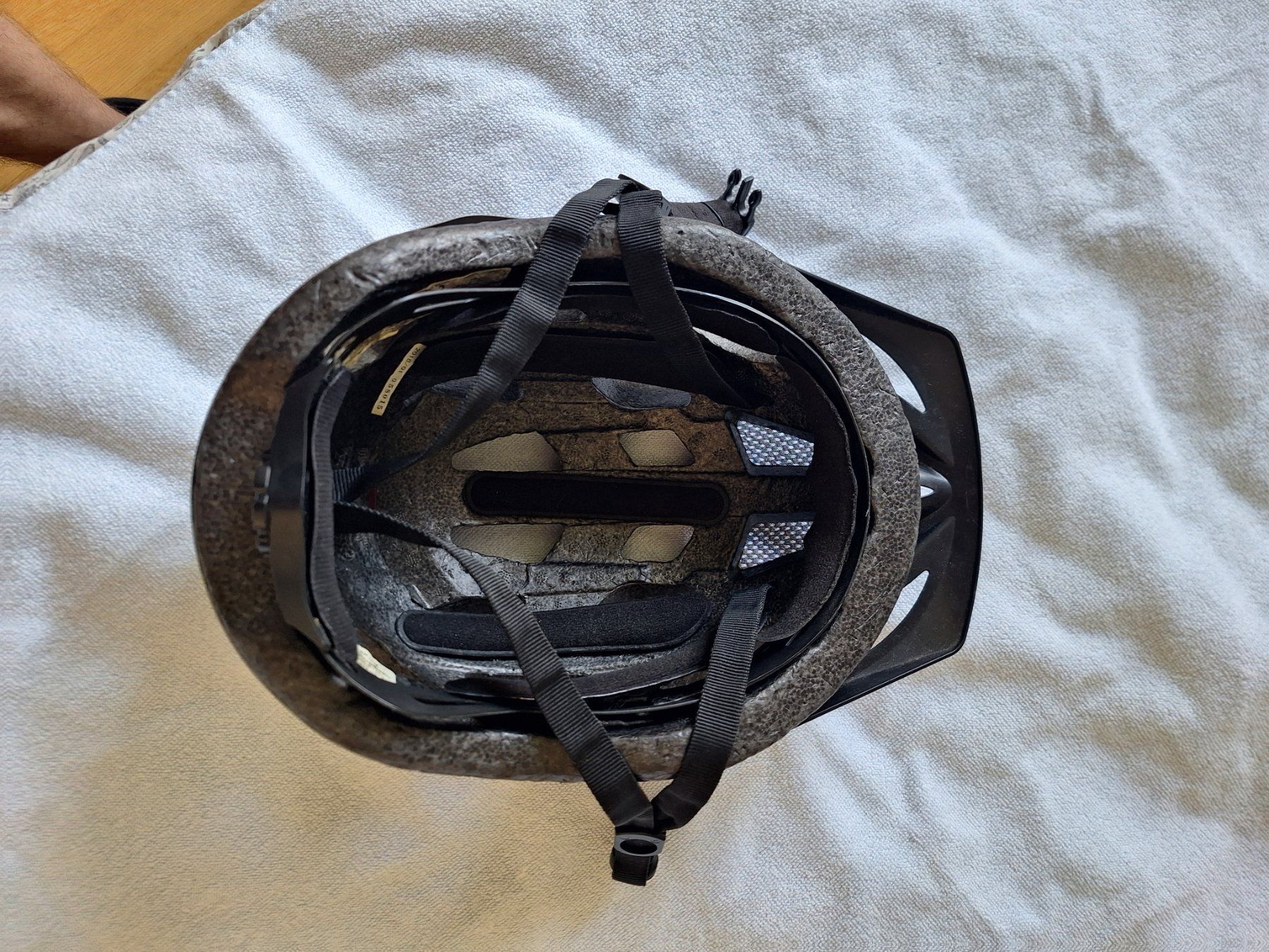 Helme: velo helm – Gebraucht aus Zürich von rodrigo_p 1