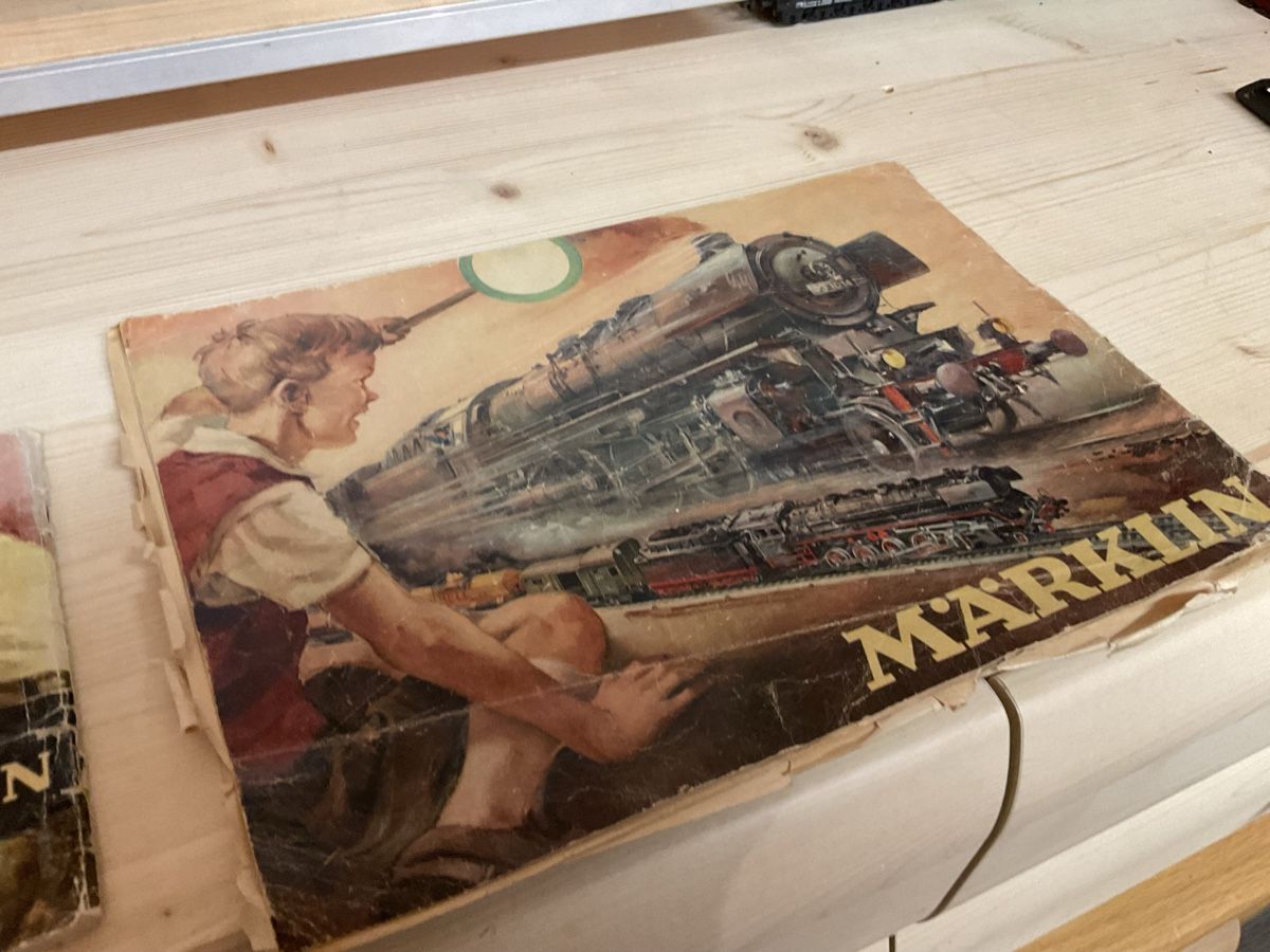 Zeitschriften & Magazine: Alte Kataloge  – Gebraucht aus Wald ZH von Sbbemilio 9