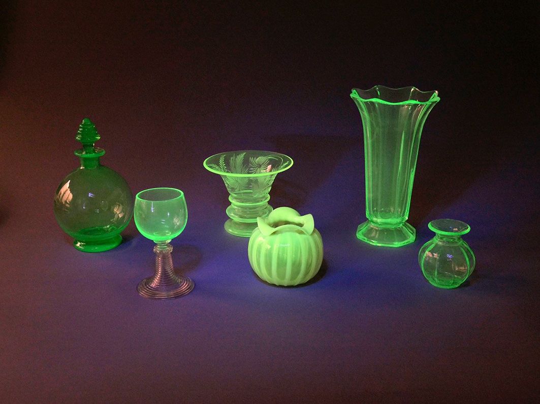 Vasi & Recipienti: Uran-Glas Vase – Usato da Basel venduto da herr_majesty 1