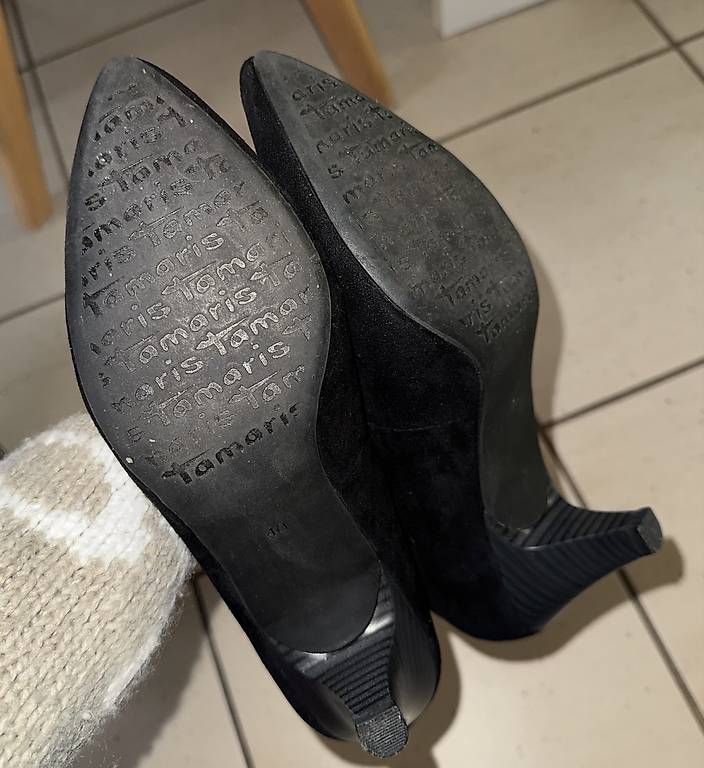 Damenschuhe: Pumps – Gebraucht aus Itingen von miriampetrucci 1