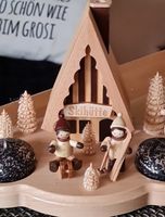 Winterliche Deko: Ski-Hütte mit Figuren, Top Zustand!