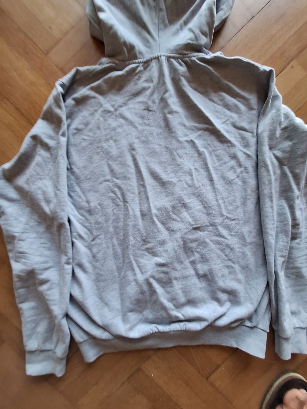 Maglioni & Felpe: Sweat à capuche gris One Piece taille S occasion – Usato da Chêne-Bougeries venduto da xchrysalide 5