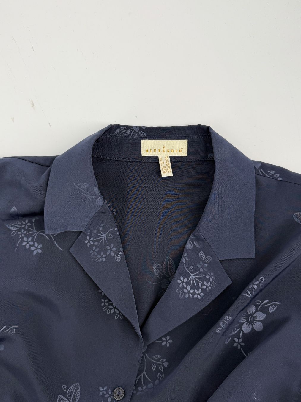 Camicette: Bluse Gr. 48 von Alexander mit Blumenmuster – Usato da Auenstein venduto da moin. 3