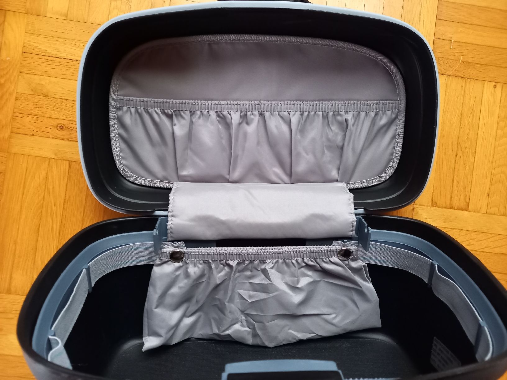 Custodie per cosmetici: Trousse de beauté coque dure Roncato – Nuovo (secondo la descrizione) da Tramelan venduto da Belleza82 6