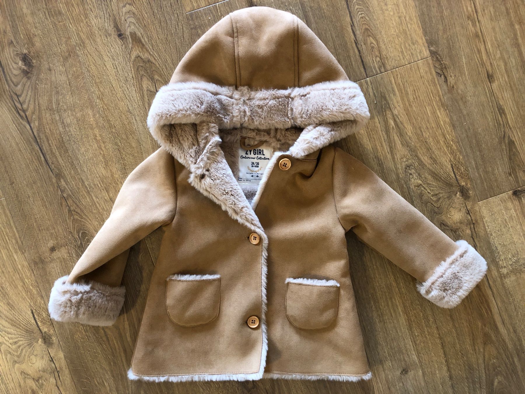 Giacche & Cappotti: Cute winter jacket 2-3Yrs – Nuovo (secondo la descrizione) da Brugg AG venduto da Magna3