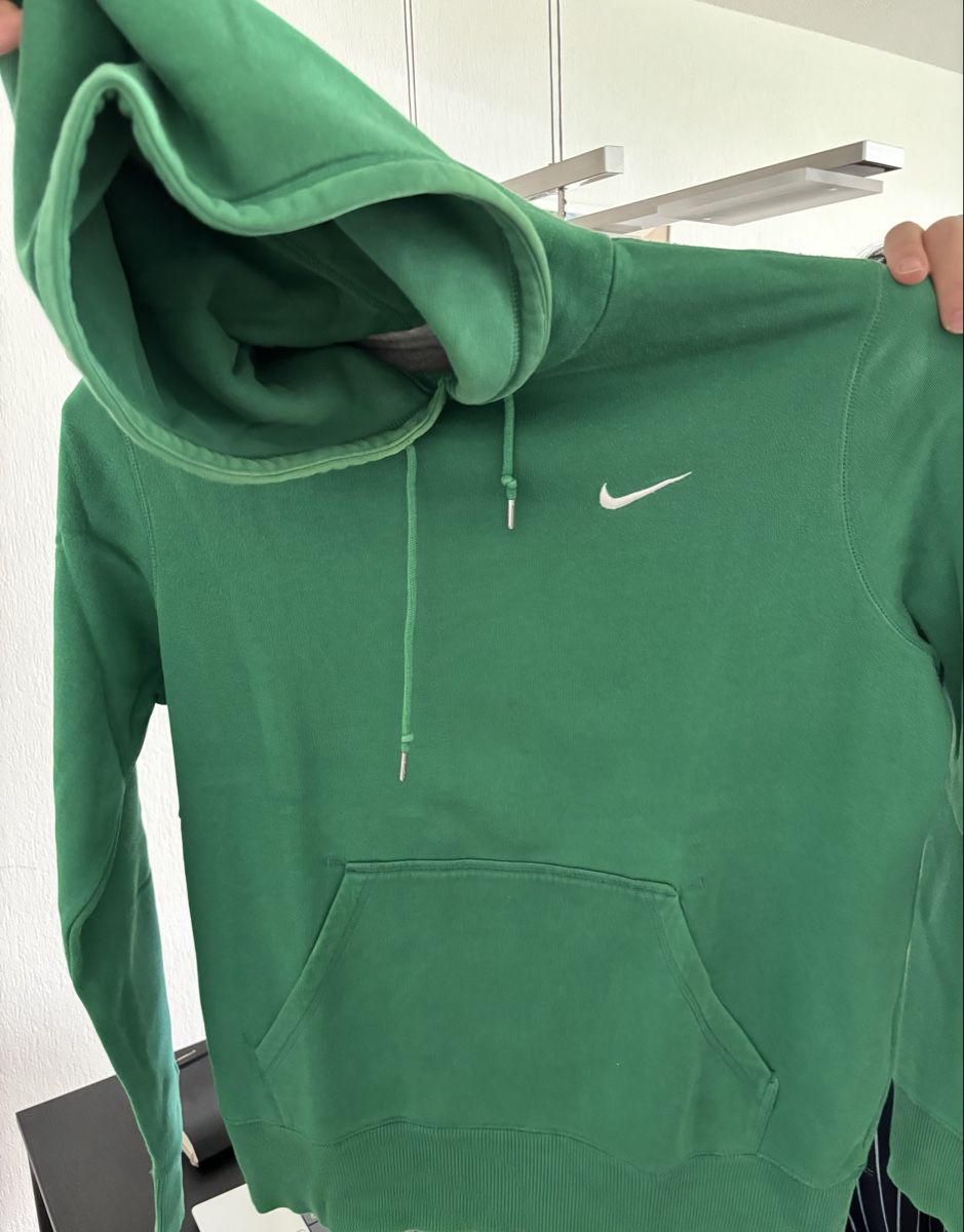 Jumpsuits: Felpa Nike – Gebraucht aus Embrach von arg_wy2k 2