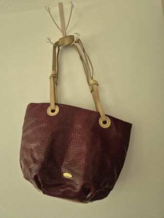 Braccialini sac à main bordeaux en cuir véritable, parfait!