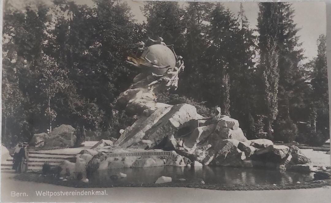 Cartoline postali: BERN - Weltpostdenkmal / Monument Union postale uni. 1924 – Usato da Delémont venduto da Domdom1