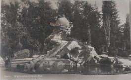 BERN - Weltpostdenkmal / Monument Union postale uni. 1924