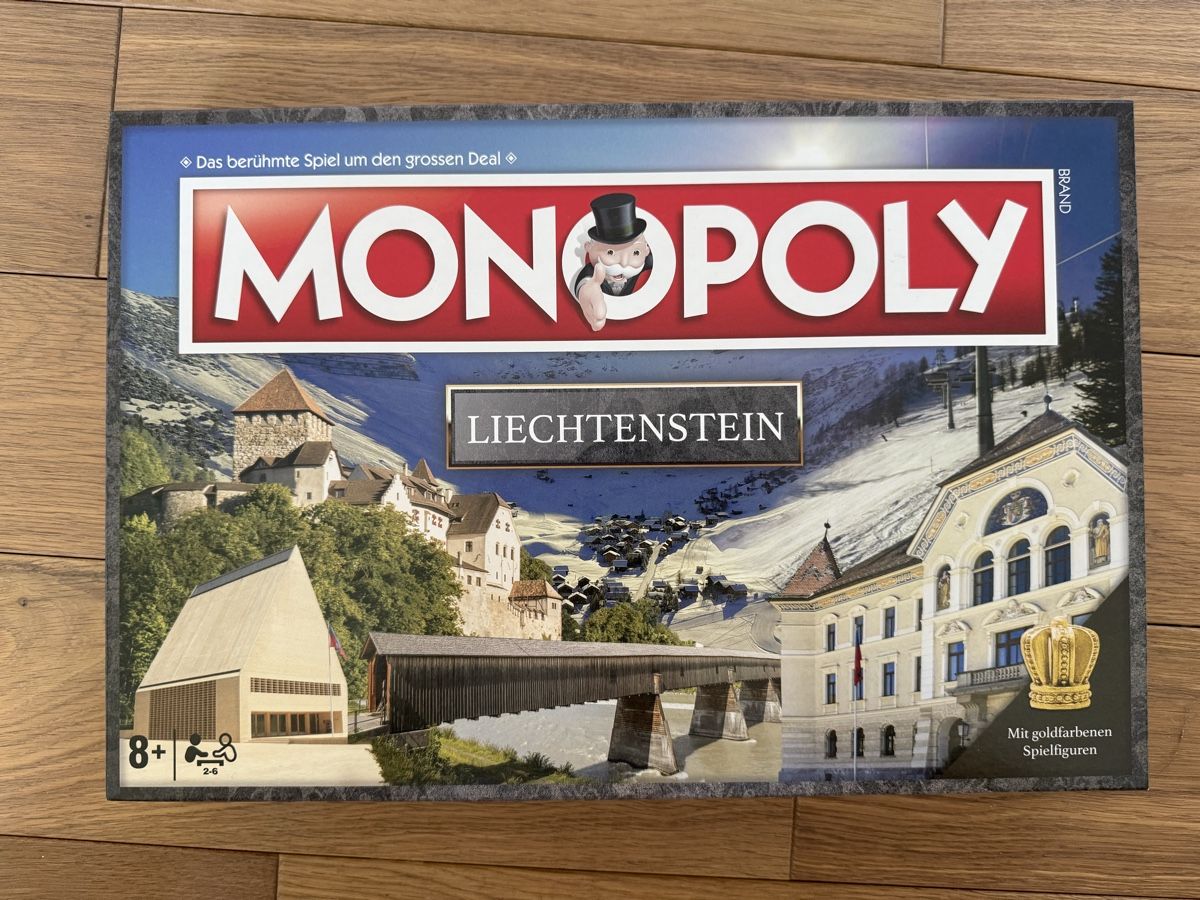 Hasbro Spiele: Monopoly Liechtenstein Brettspiel Neu – Neu und originalverpackt aus Basel von mary267
