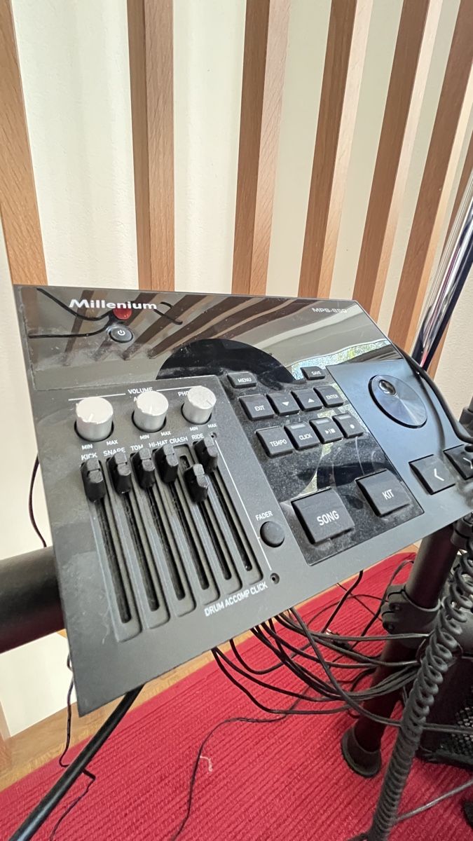 Thomann Strumenti musicali: E-Drum Set Millenium MPS-850 digitaler Zustand gut – Nuovo (secondo la descrizione) da Zug venduto da ami_nl5v 4
