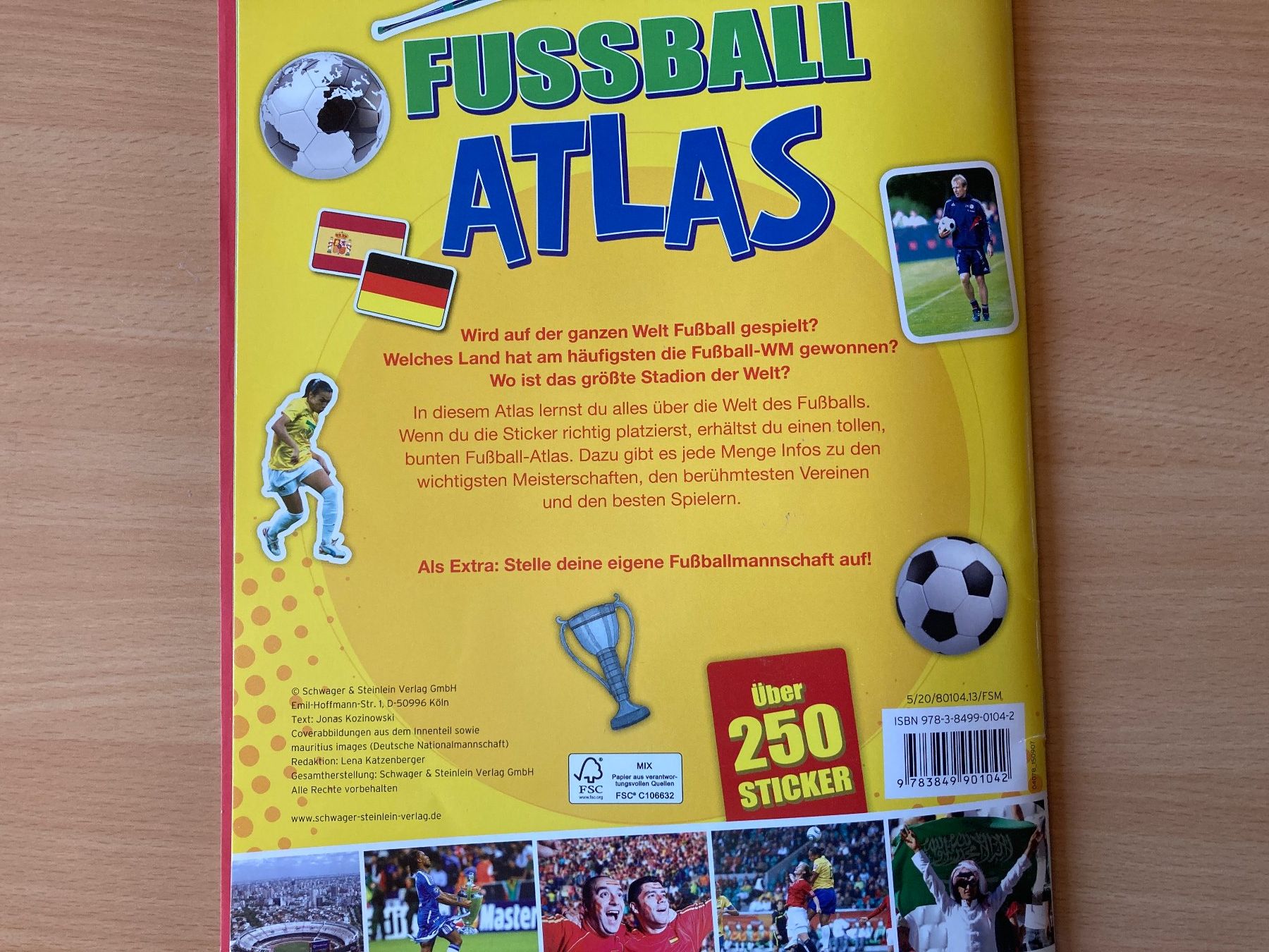 Bücher: Fussball Atlas mit Stickern – Gebraucht aus Lütisburg von wiesenpippau 6