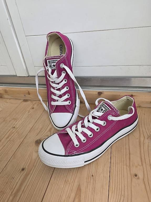 Damenschuhe: All star Converse beery smoothie Gr.37.5 – Gebraucht aus Grosshöchstetten von kids04 4