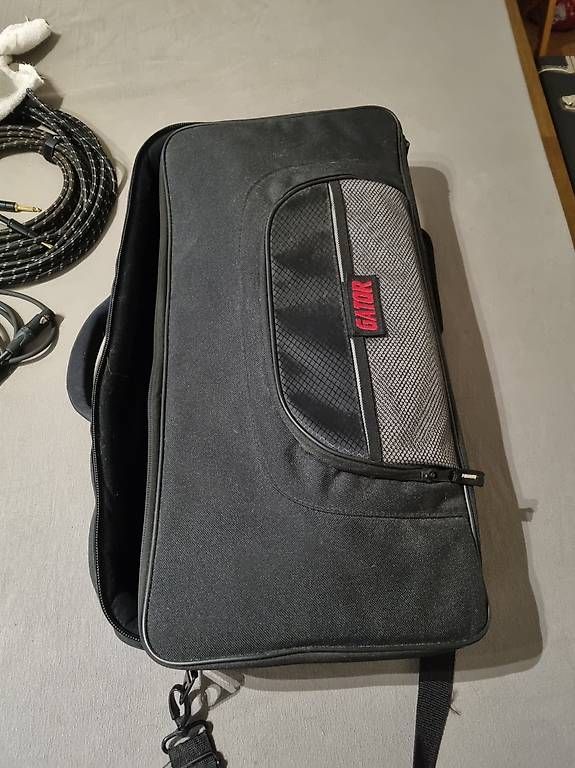 Strumenti musicali: Zoom g5 avec étui – Usato da Les Genevez JU venduto da bertrand7 2