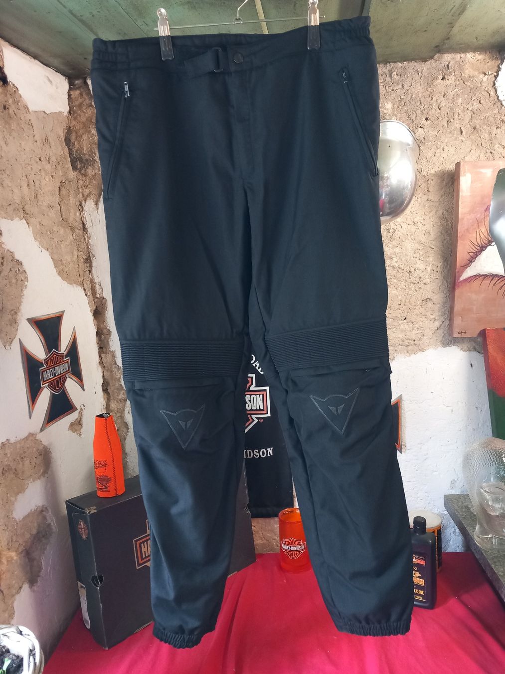 Dainese Pantaloni: Dainese Gore-Tex Hose Herren Gr.58 – Usato da Hochwald venduto da motowear-secondhand