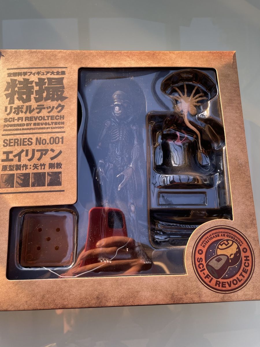 Figuren: Figurine alien sci-fi revotech 001 alien  – Gebraucht aus Les Brenets von serialdrink 1