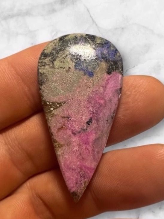 Mineralien & Heilsteine: Cobalto Calcit Cabochon, 50ct – Neu und originalverpackt aus Männedorf von CabochonExceptionnel