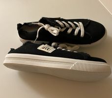 Lässige schwarze Denim-Sneakers, neuwertig, Grösse 40