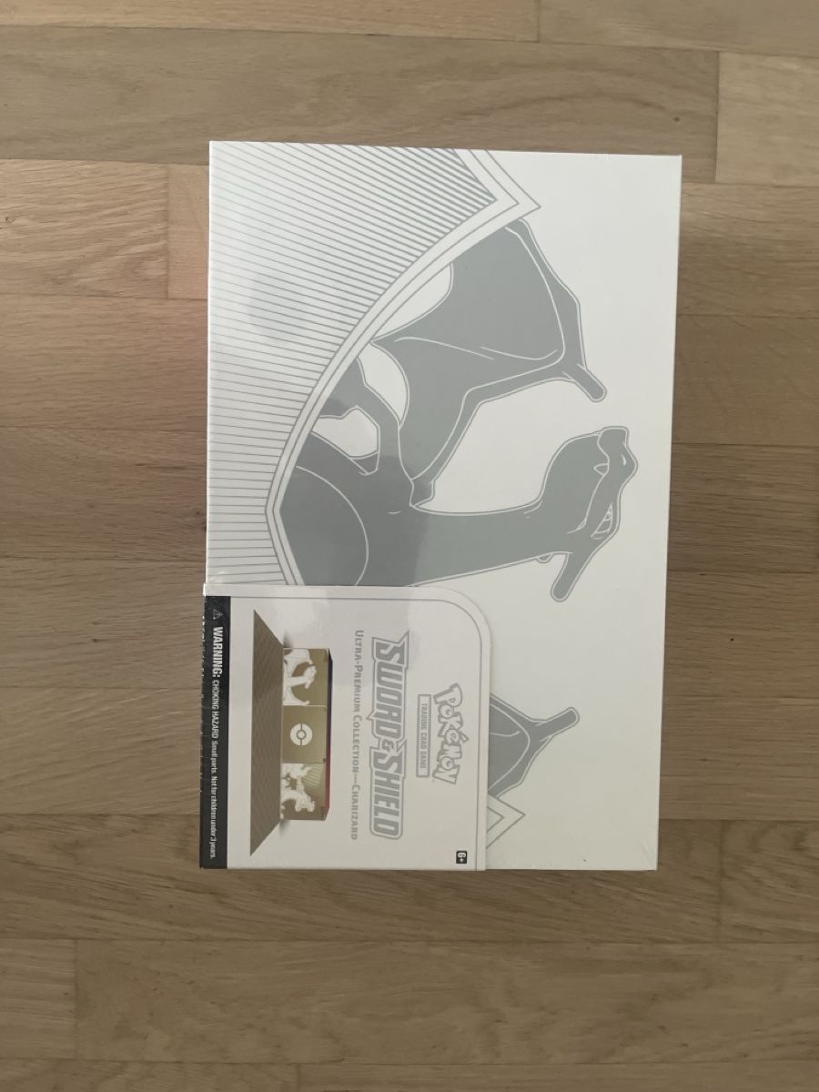 Spiele: Pokémon Sword & Shield Ultra Premium Charizard Box eng – Neu (gemäss Beschreibung) aus flawil von pokegame1234