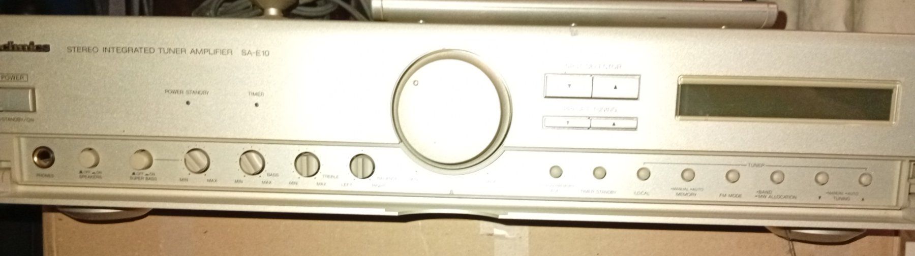 Technics Verstärker: Technis SA-E10 Stereo Tuner Amp. inkl. Fernbedienung – Defekt aus Zénauva von Alois6 1