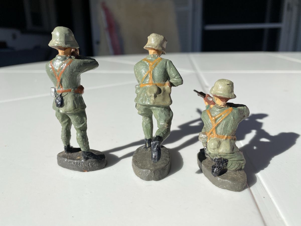Elastolin Giocattoli: Elastolin Soldaten mit Gasmasken, VK. – Usato da Rüti ZH venduto da Weder2 2