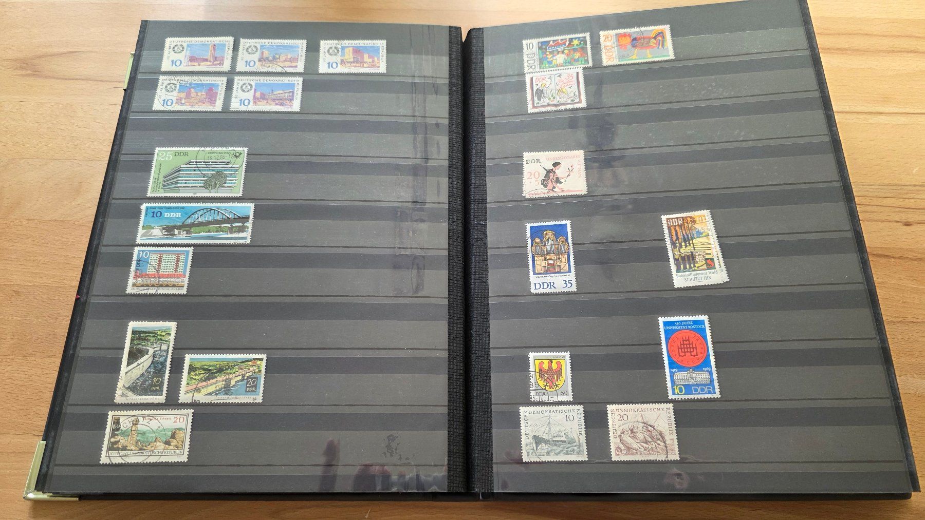 Tous les timbres: Briefmarkensammlung DDR – D'occasion à Wettswil par Schnuebe 4