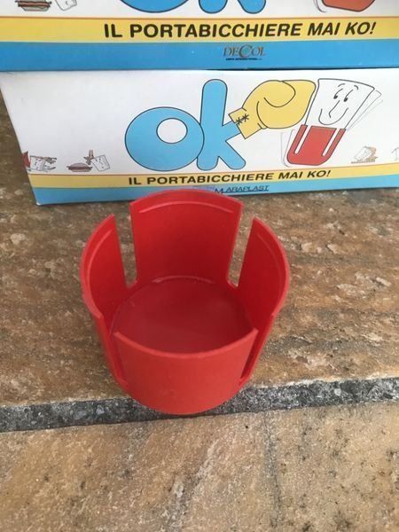 Contenitori & Simili: 12 Becherhalter Becher Party Camping – Usato da Bergdietikon venduto da antovale 1