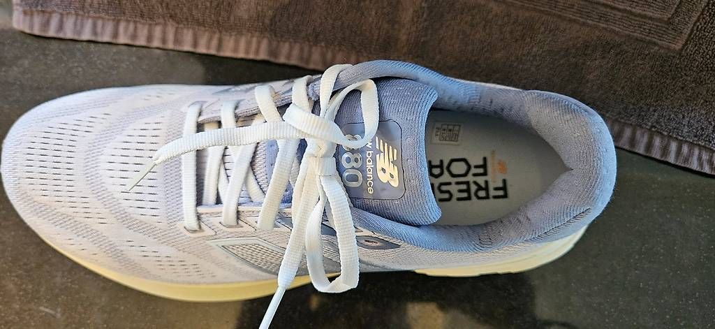 Scarpe da donna: Runningschuhe Neu von New Balance – Usato da Unterseen venduto da adi_s2rg 3