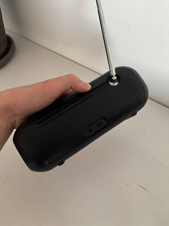 Radios: JBL Radio mit Bluetooth & DAB+  Schwarz – D'occasion à Winterthur par Bruce_Wayne_22