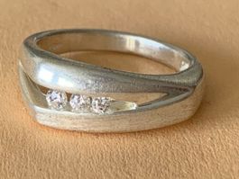 Silberring 3 Steine klassic (gr. 55.5)