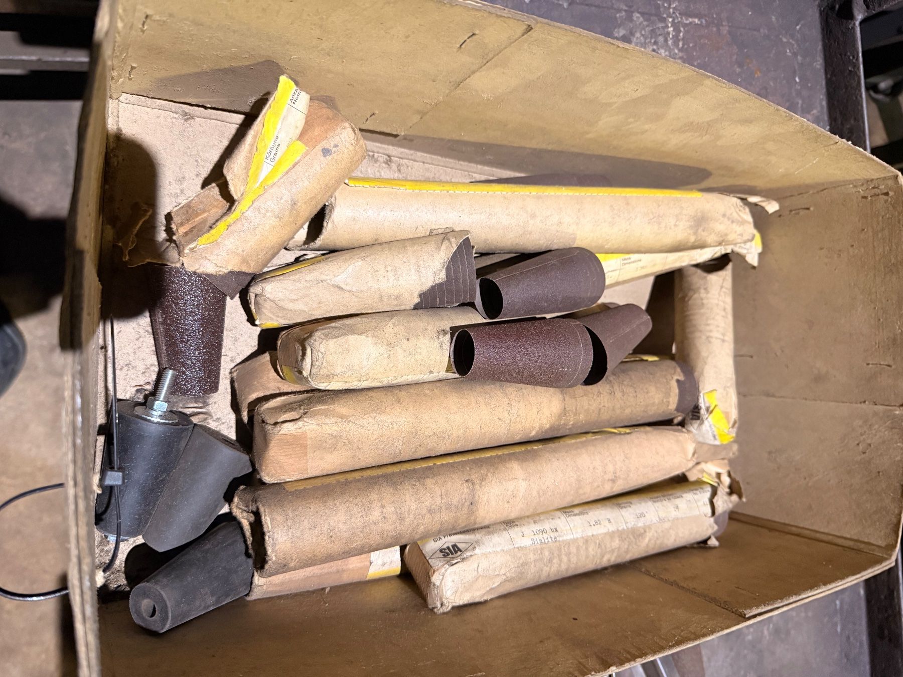 Alle Werkzeuge: Schleifhüllen – Gebraucht aus Rümlingen von Mohler-Metallbau-99 4