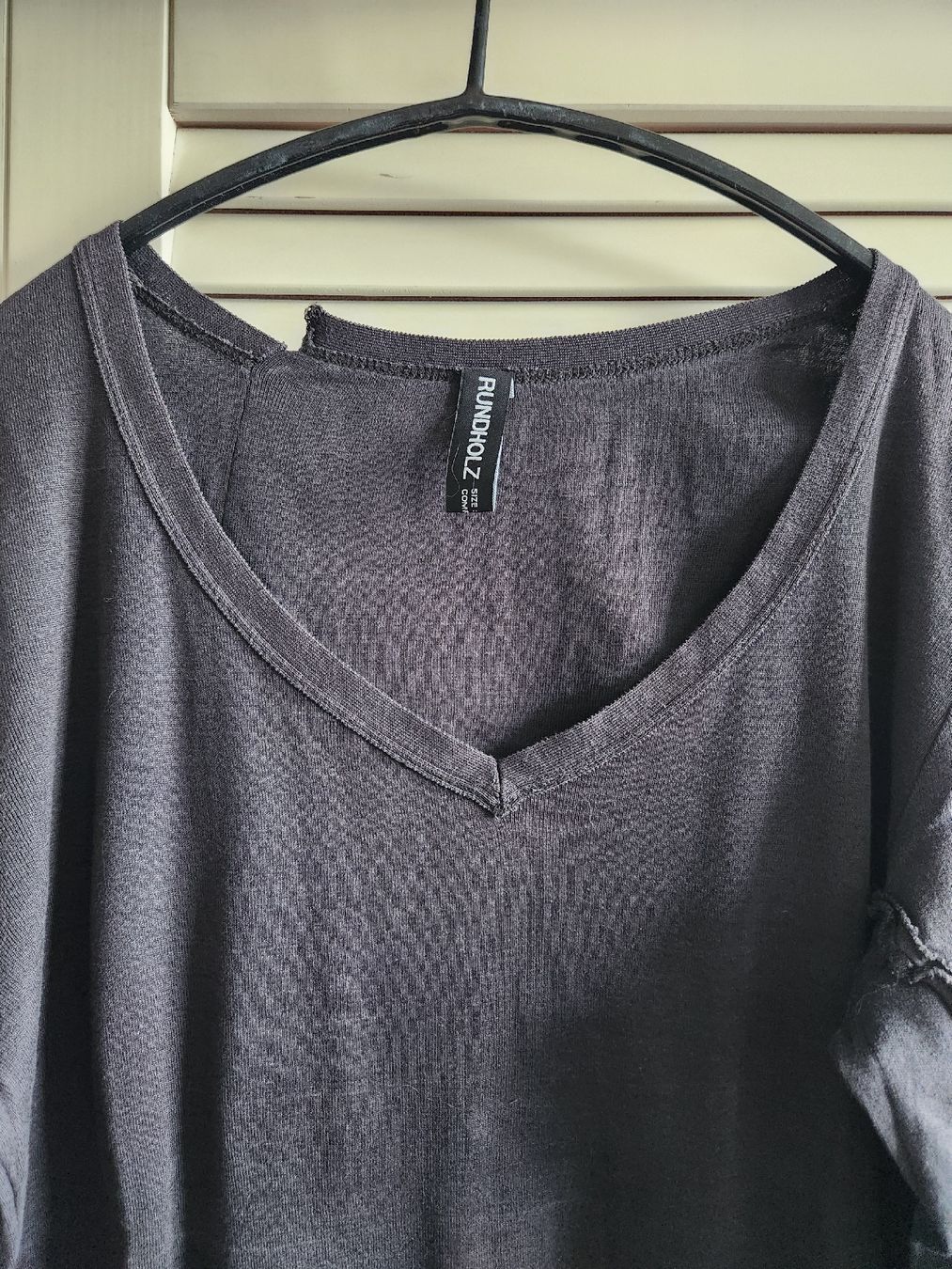 Rundholz Pullover & Sweatshirts: Rundholz mainline pull gris en coton – Gebraucht aus Lausanne von man_rw9q 3