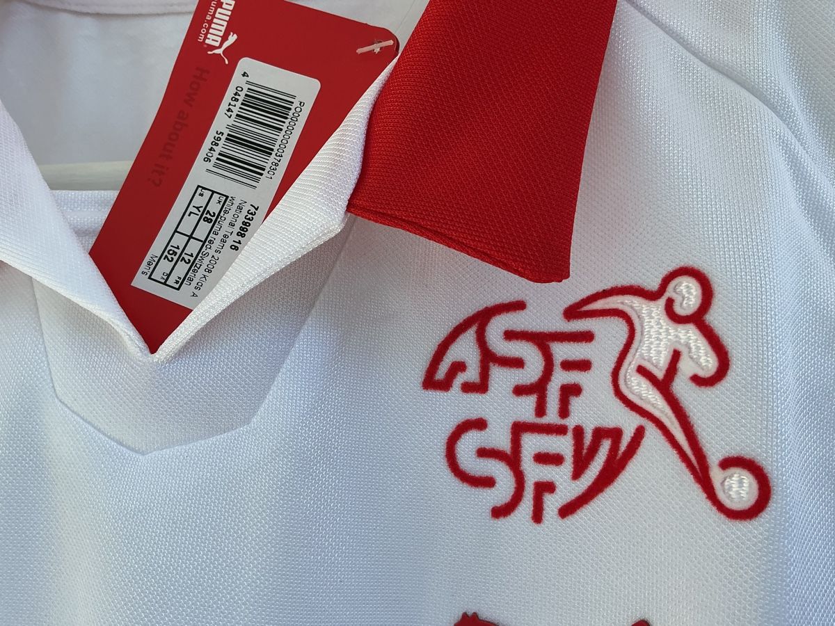 Schweizer Nati Leibchen & Hosen: Original Puma Nati Leibchen – Neu und originalverpackt aus Luzern von nene64 3