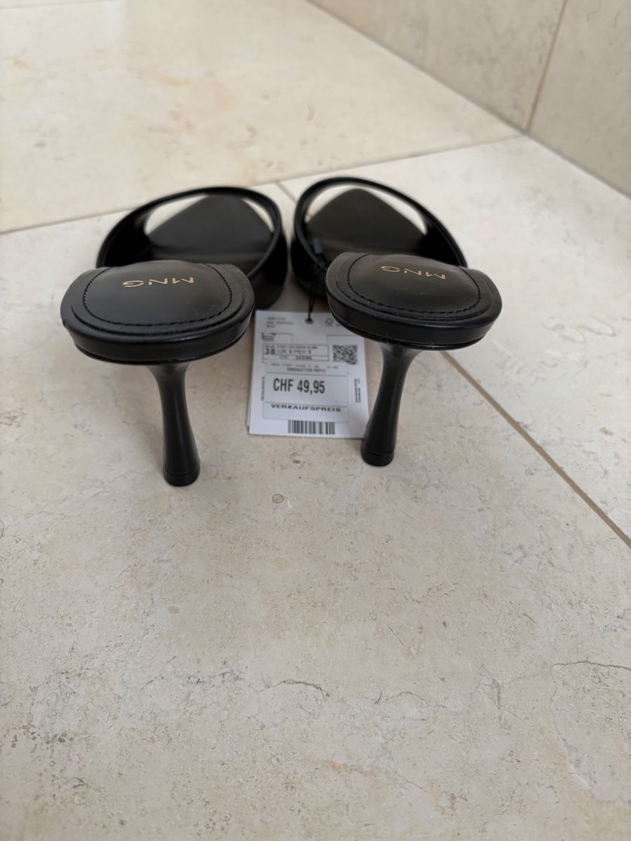 Mango Scarpe da donna: Schwarze Hells von Mango, neu und ungetragen, 38 – Nuovo e nell'imballaggio originale da Zürich venduto da Sera.13 2
