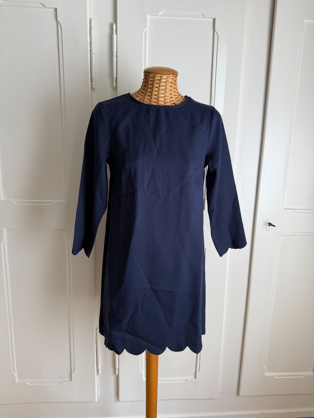 Shein Robes: Kleidchen dunkelblau leicht XS – D'occasion à Zürich par Diazaio