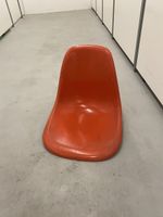 Eames Fiberglas Sitzschale