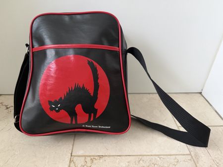 Handtasche schwarz/rot mit Katzenmotiv, Goth/Punk/Rockabilly