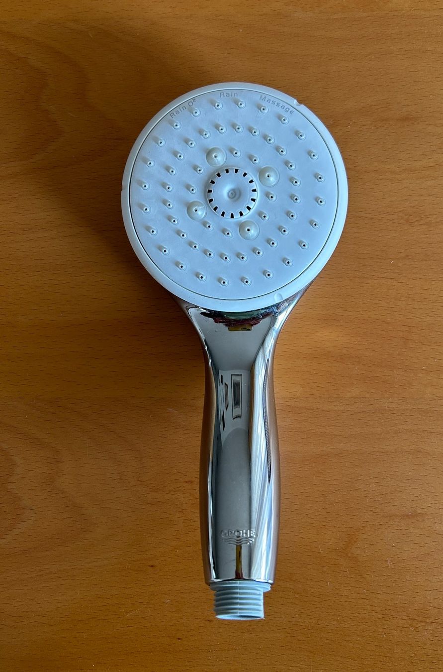 Grohe Pommeaux de douche: Duschbrause Grohe  3 Strahlarten – D'occasion à Zofingen par Edelweiss-77