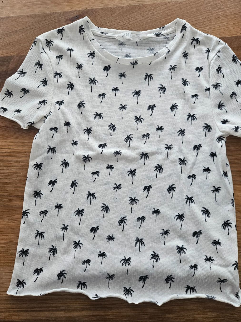 H&M Camicette, T-shirt & Top: H&M Tshirt Palmen Gr. 146-152 – Usato da Engelburg venduto da ynnoc19