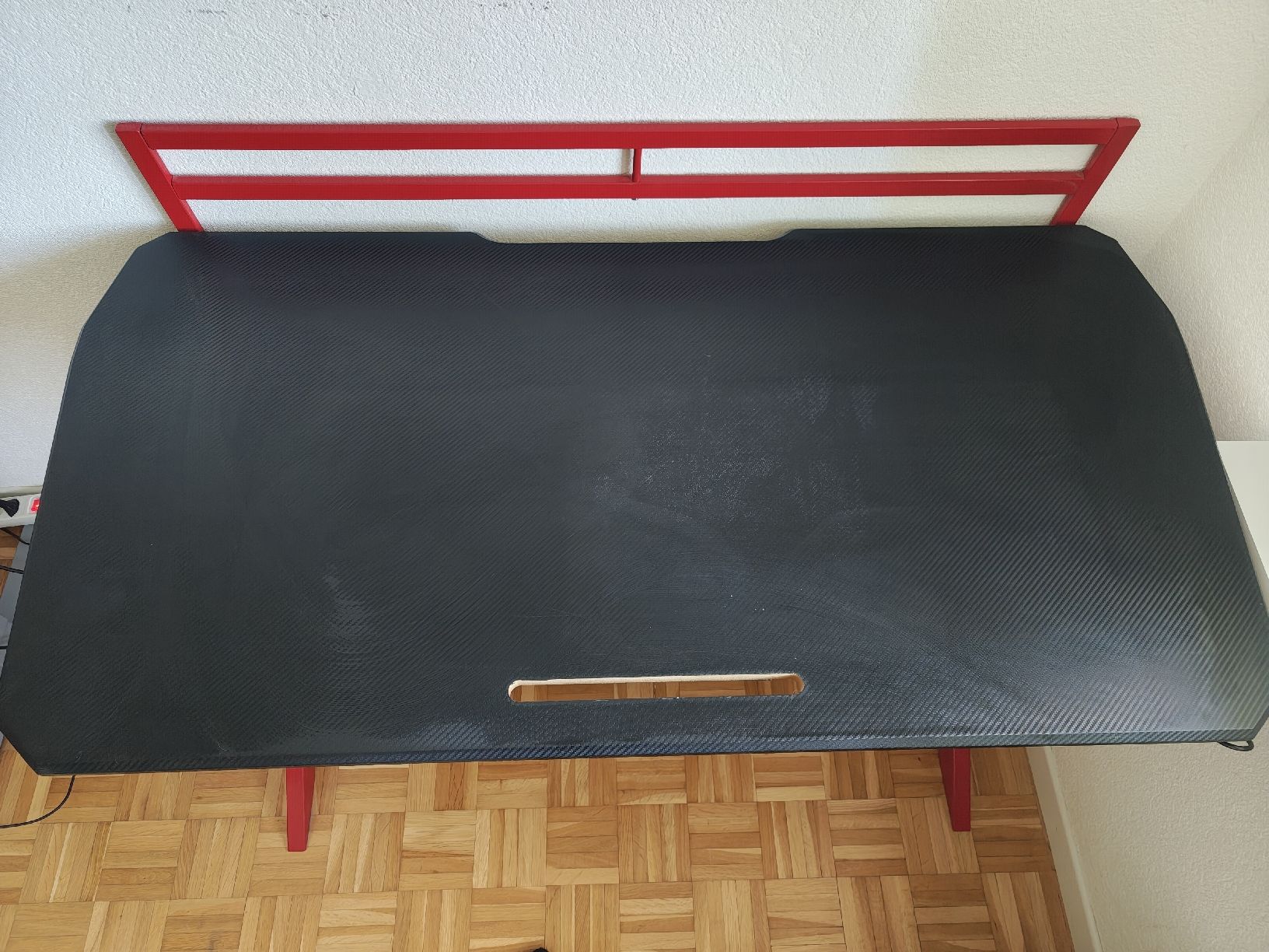 Scrivanie: GAMING TISCH in super Zustand – Usato da Arni AG venduto da strecharmstrong 2