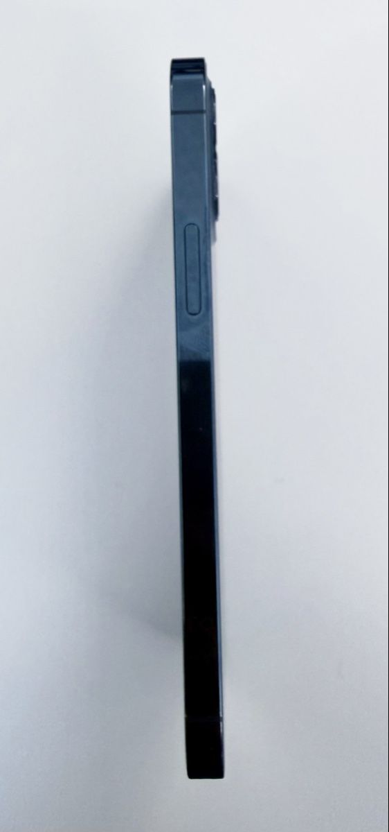 Apple Handys / Smartphones: iPhone 12 Pro  – Gebraucht aus Gebenstorf von snowman_on_ice 3