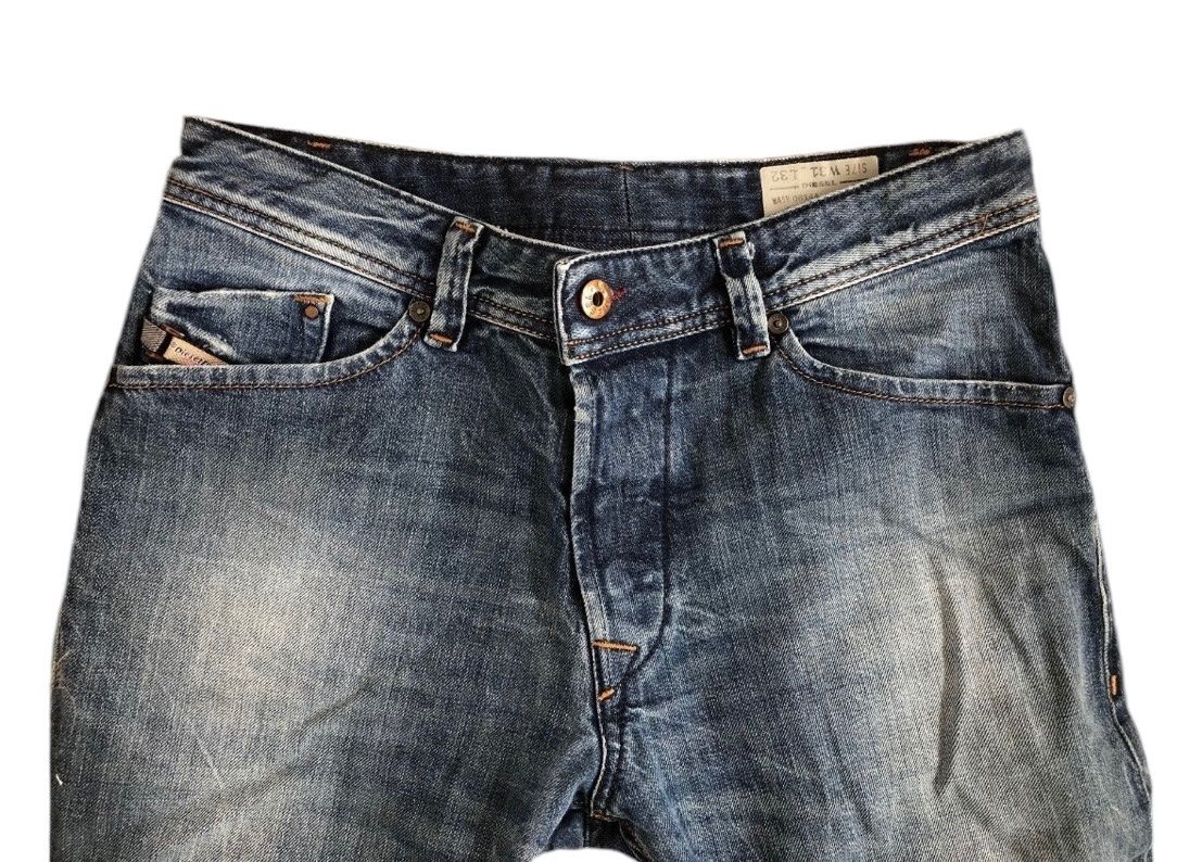 Diesel Jeans: Jeans Diesel – Usato da Dotzigen venduto da SecondHandGems 2