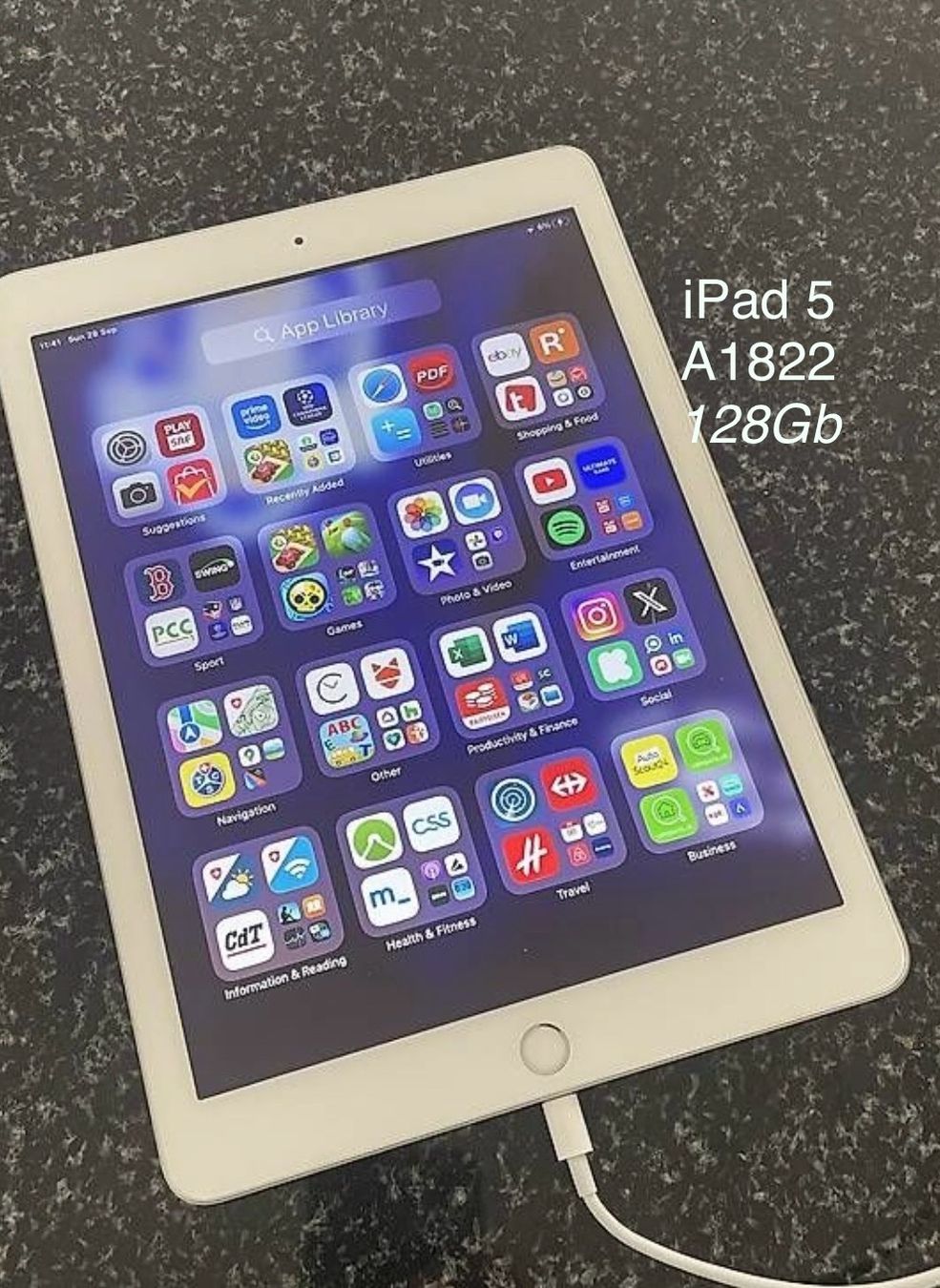 iPad 5 128GB WIFI ( and SIM ) (D'occasion) à Zürich pour CHF 120