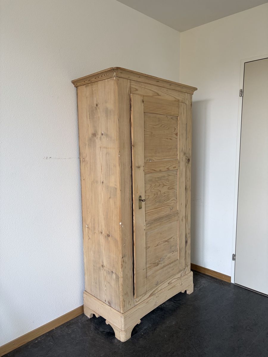 Schränke: Tannenschrank – Gebraucht aus Zürich von dag14