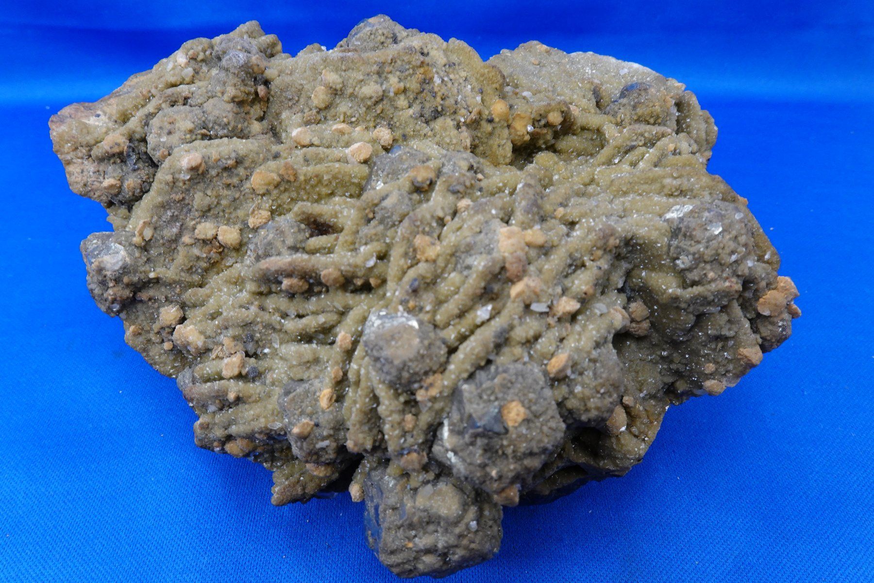 Minerali & Pietre curative: Pyrrhotit mit Siderit und Chalkopyrit – Usato da Schinznach Bad venduto da Demerald 7