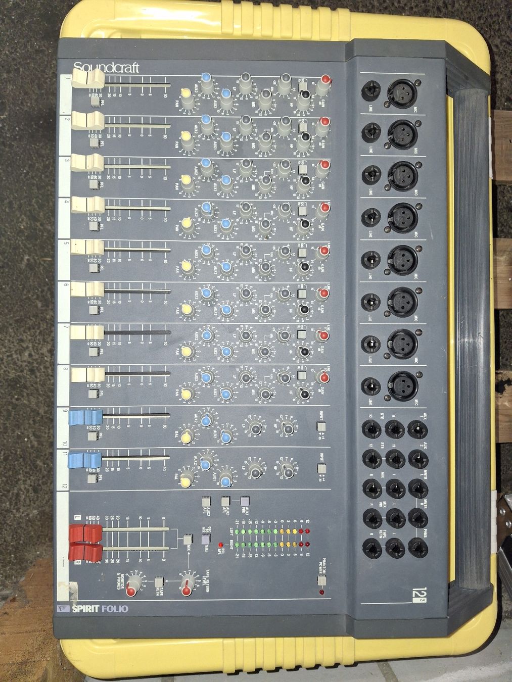 Verstärker: BOSE PROFI-PA COMPACT SYSTEM: Rack- & Mischpult Set – Gebraucht aus Weite von dynled 2