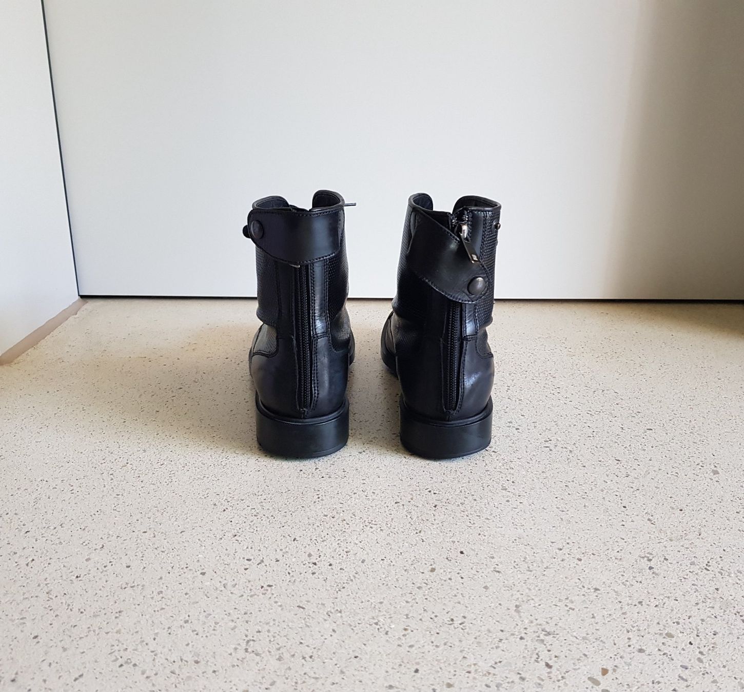 Fratelli Rossetti Scarpe da donna: Fratelli Rossetti Stiefeletten Grösse 38 – Usato da Basel venduto da chien008 3